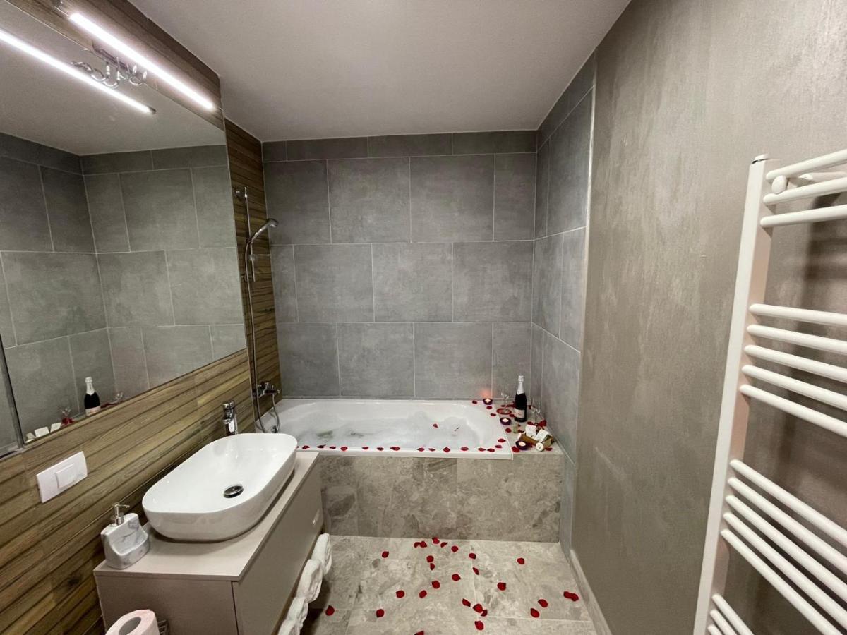 Apartamente Lux Sya Residence บราชอฟ ภายนอก รูปภาพ